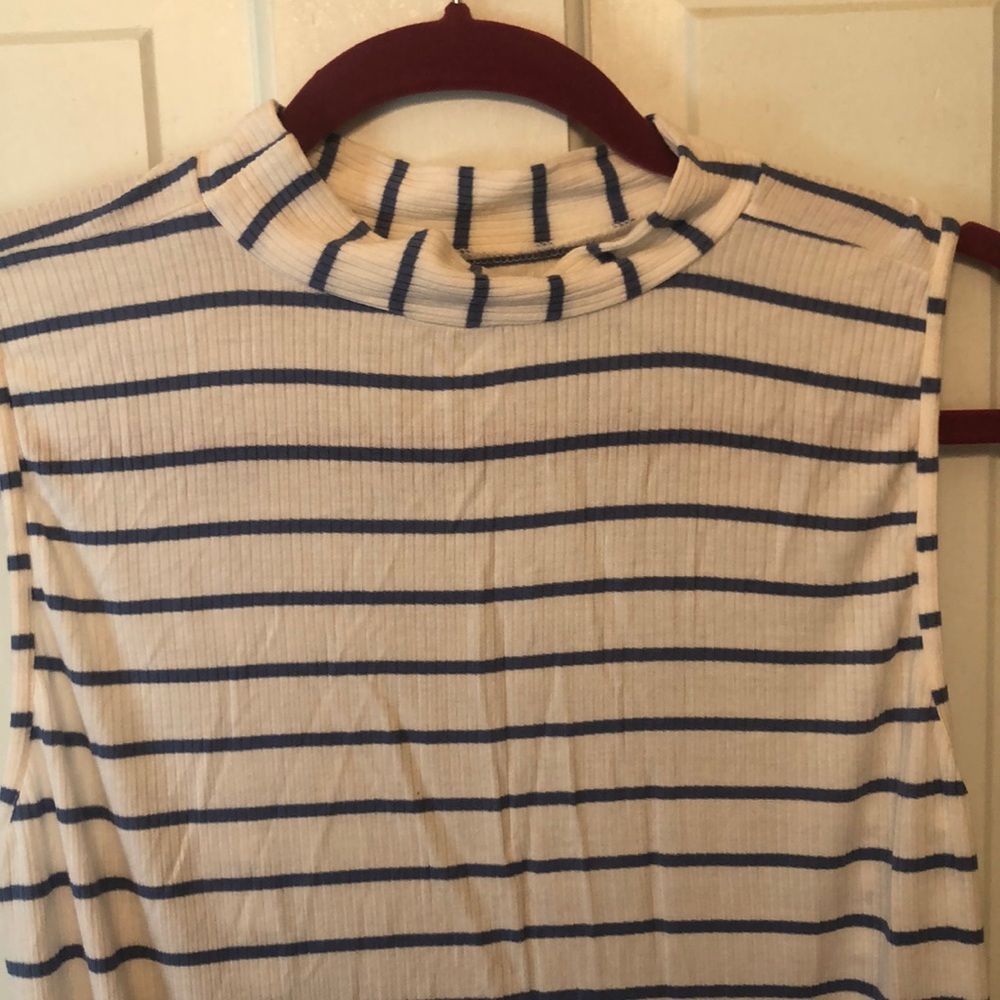 Sleeveless Striped Mockneck Tank w/ Keyhole Sz XL